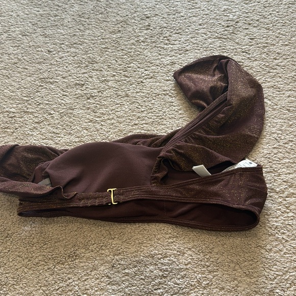 One Shoulder Bikini - Picture 3 of 3